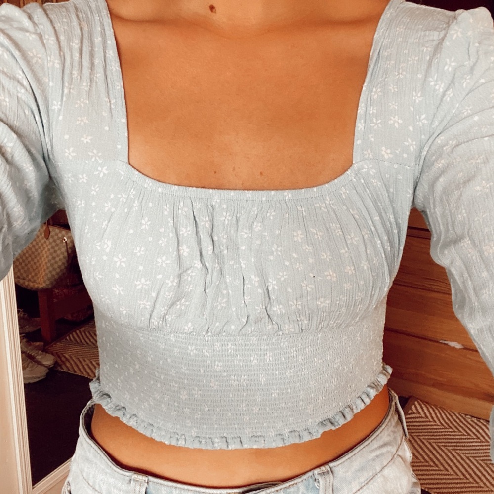 PacSun long-sleeve crop top!